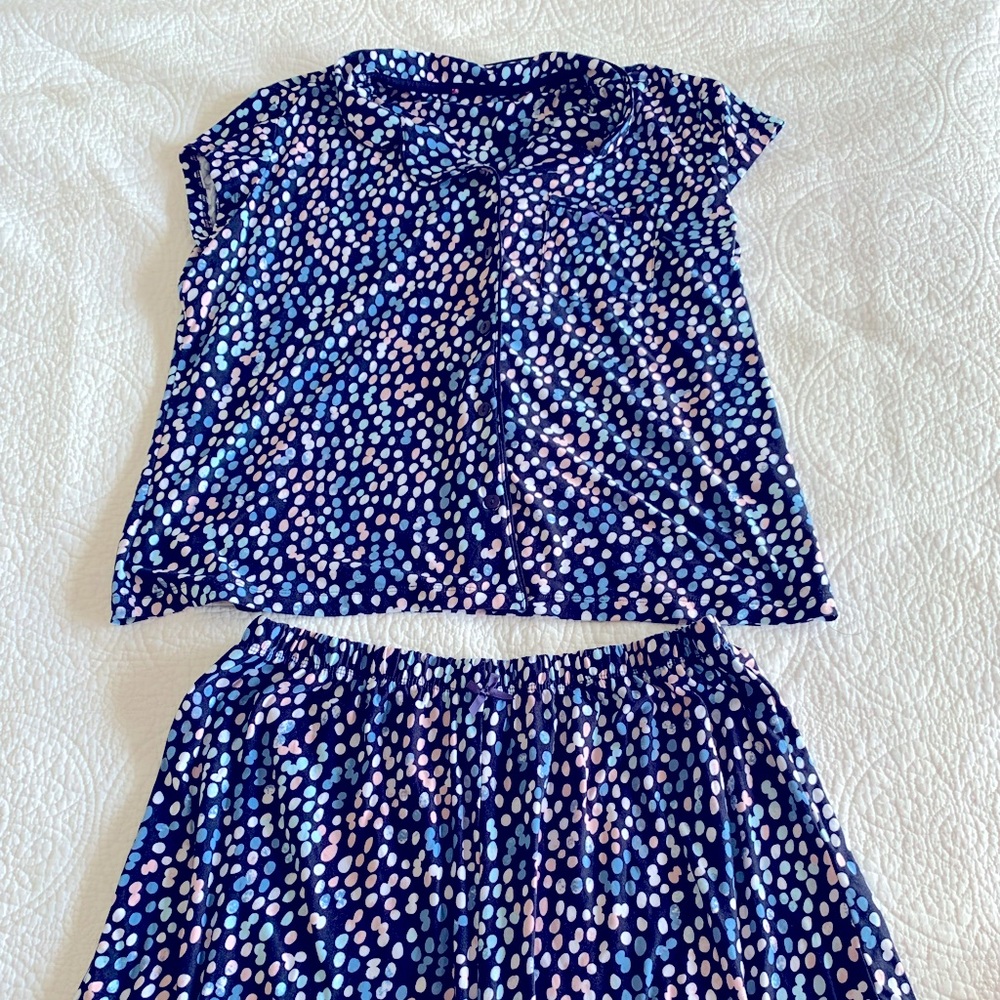 Size XL Carisma PJ set T shirt and shorts